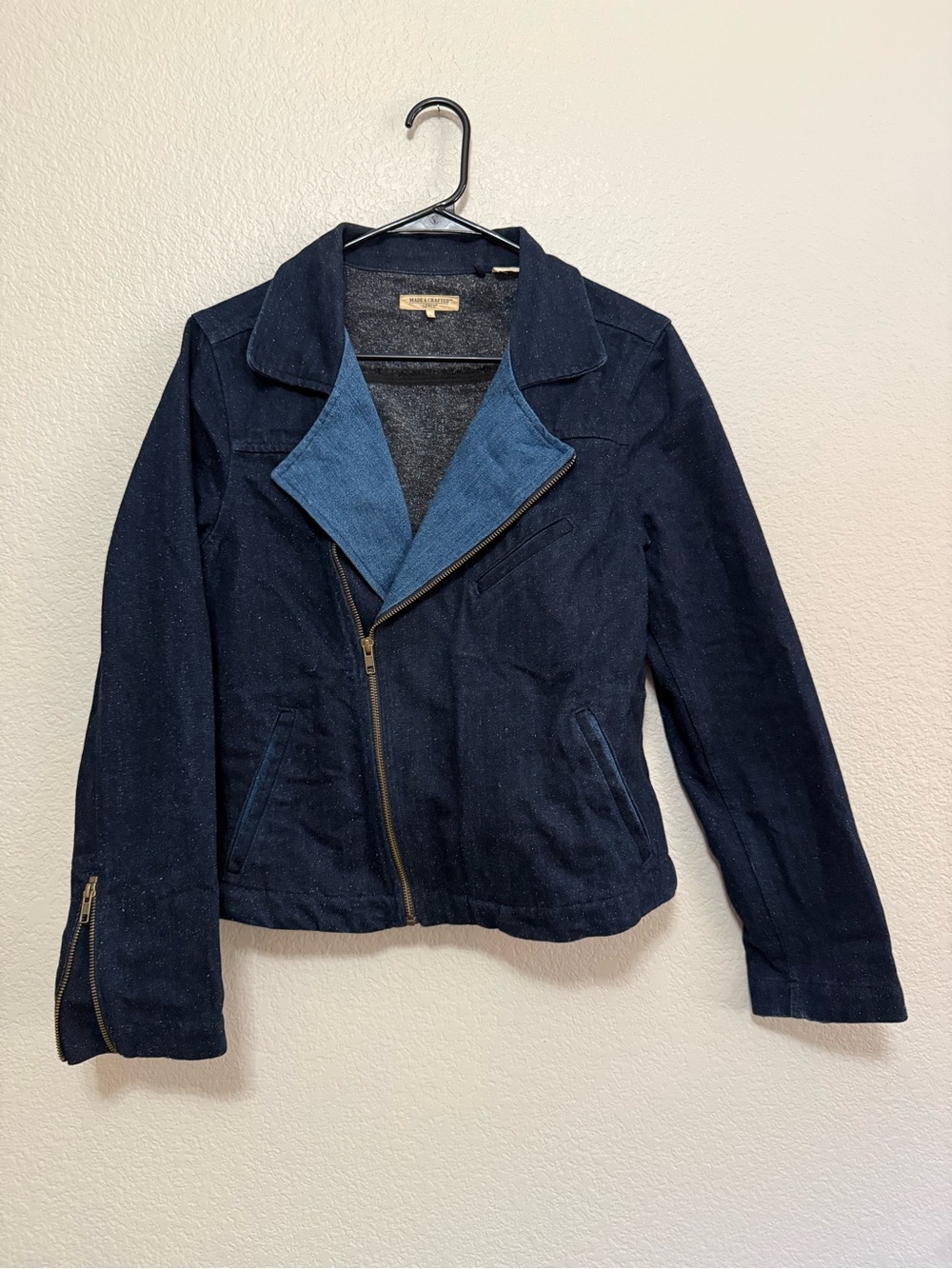 Levi's Dark Blue Denim Jacket with Light Blue Chambray Lining